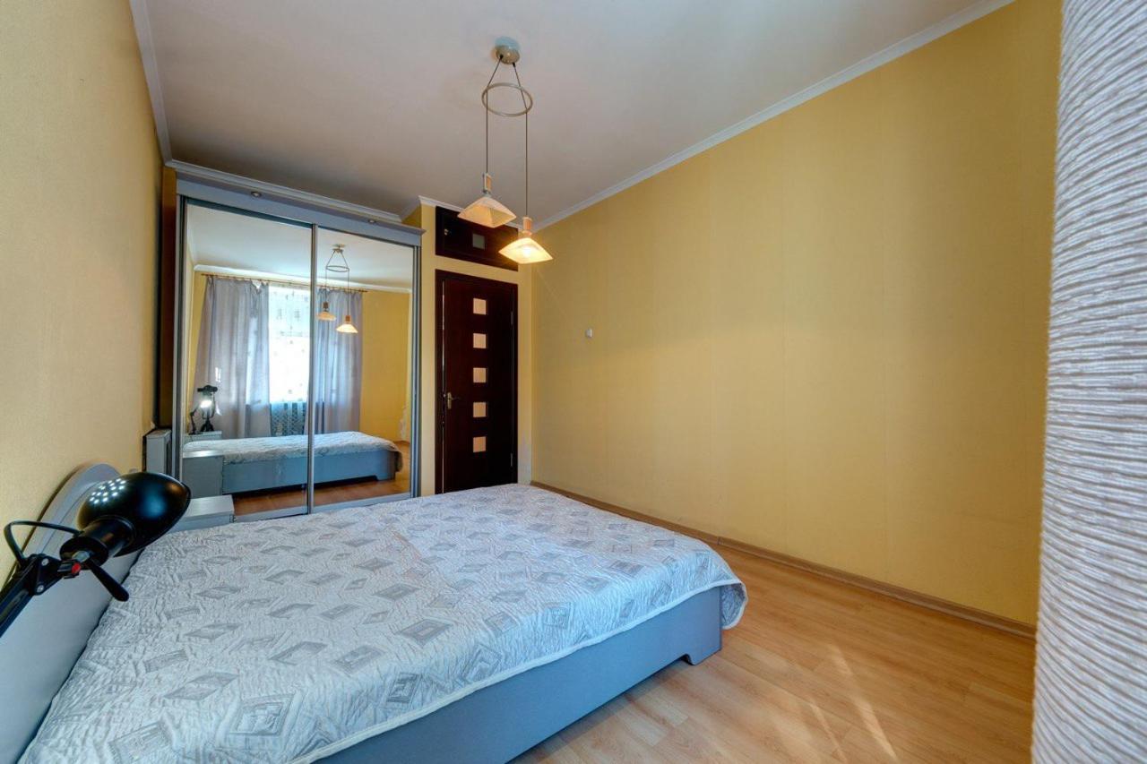 Apartments With Three Rooms On Shevchenko Blvd Киев Экстерьер фото