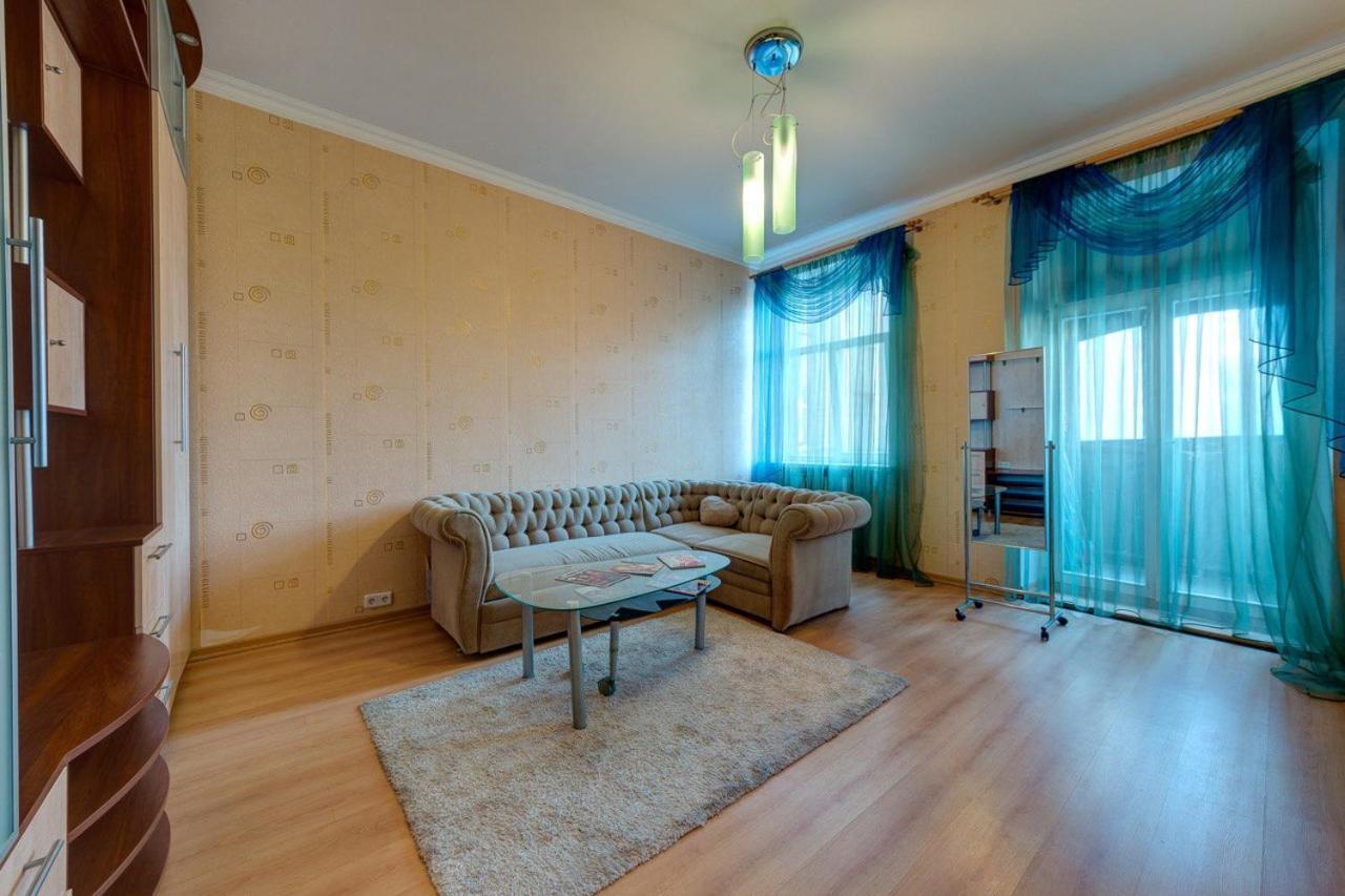 Apartments With Three Rooms On Shevchenko Blvd Киев Экстерьер фото